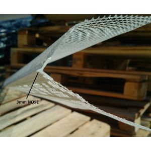 angle bead, PVC 3mm Plaster, fiber. mesh Dim. 40 x 40 mm, PVC-nose, 3 mm AP 3303